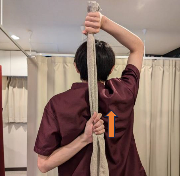 3rdポジションの内旋ストレッチ